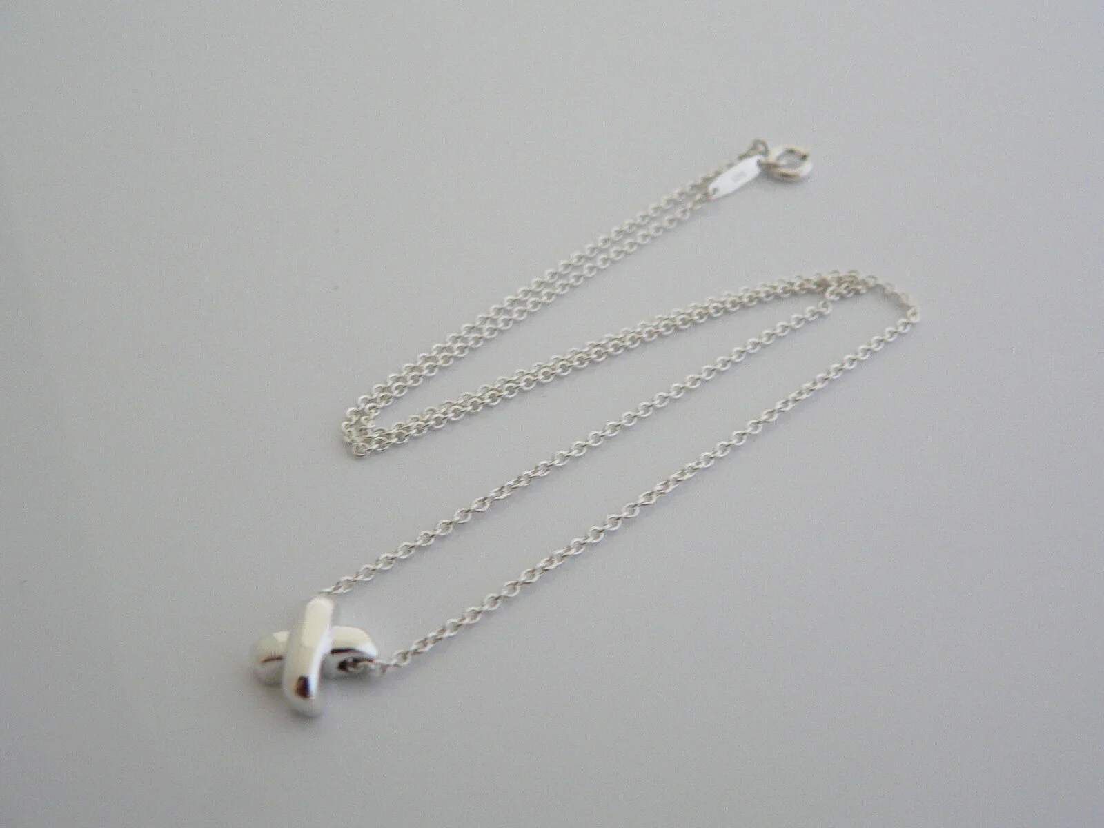 Tiffany & Co X Necklace Signature Pendant Charm Chain Silver Gift Love Pouch Art