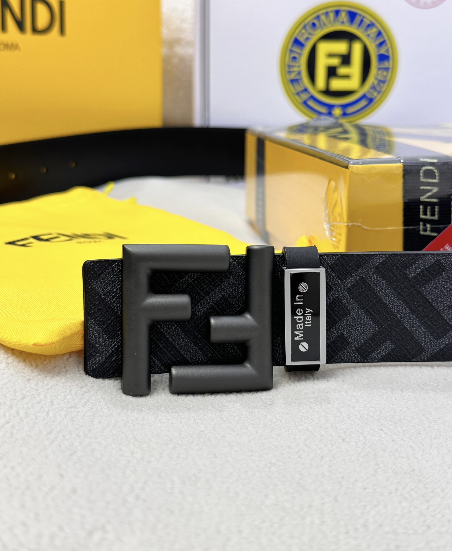 Fendi Leather Belts 1:1 Mirror Version