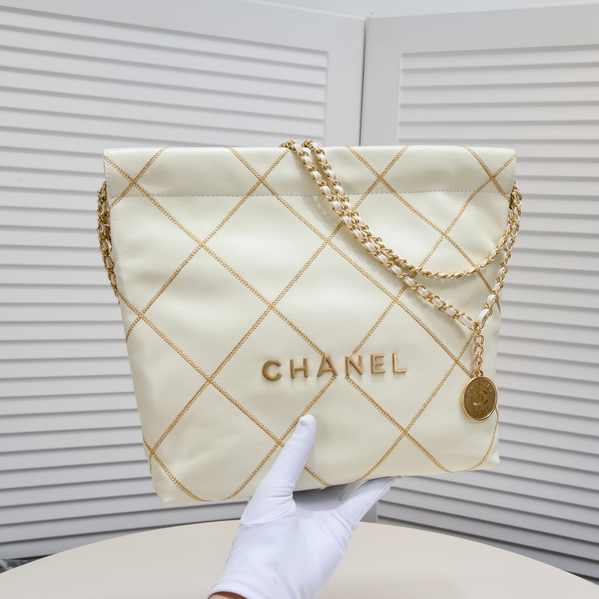 Chanel 22 Bag Pearl Bag Golden Thread Shoulder Bag Handbag