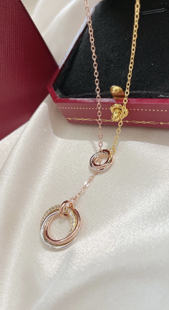 Cartier Triple Necklace