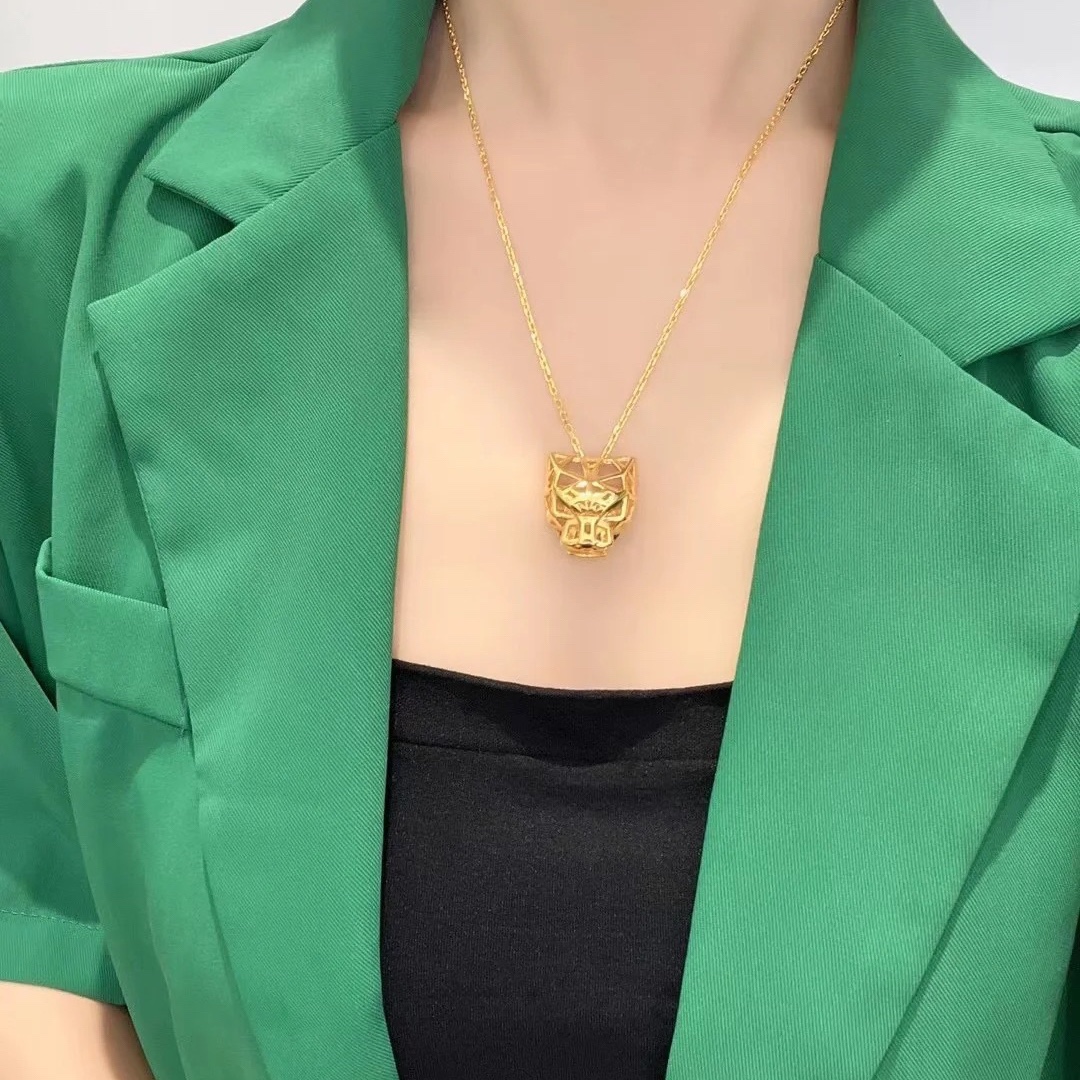PANTHÈRE DE CARTIER NECKLACE
