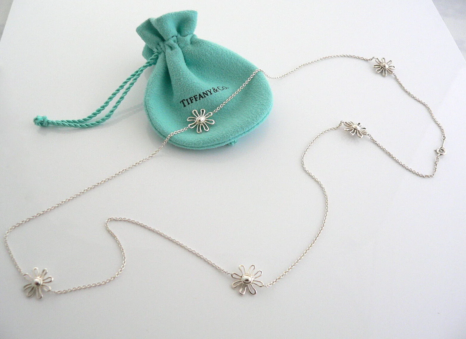 Tiffany & Co Daisy 5 Flower Necklace Garden Pendant Charm  Love Gift Pouch Art