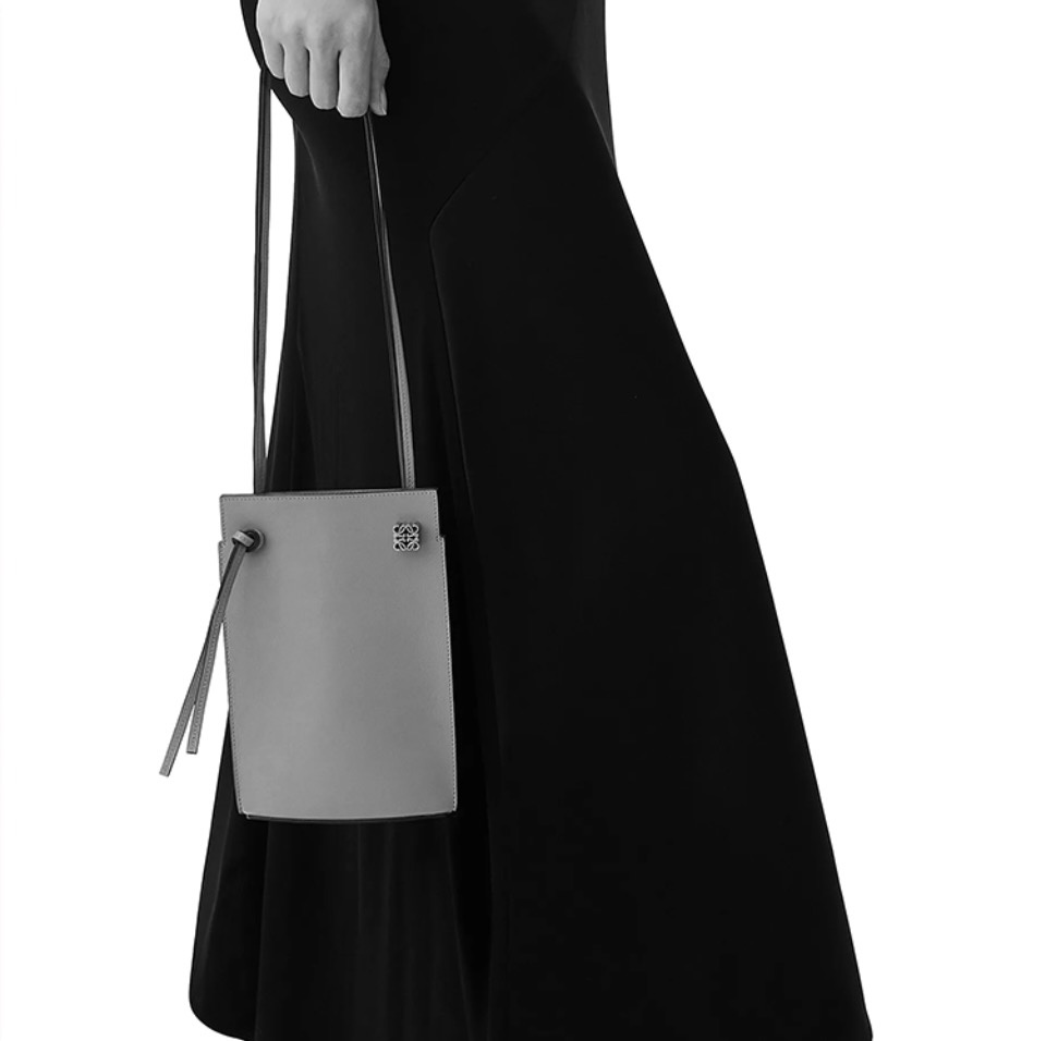 Loewe Relief Crossbody Bag Shoulder Bag(Replica)