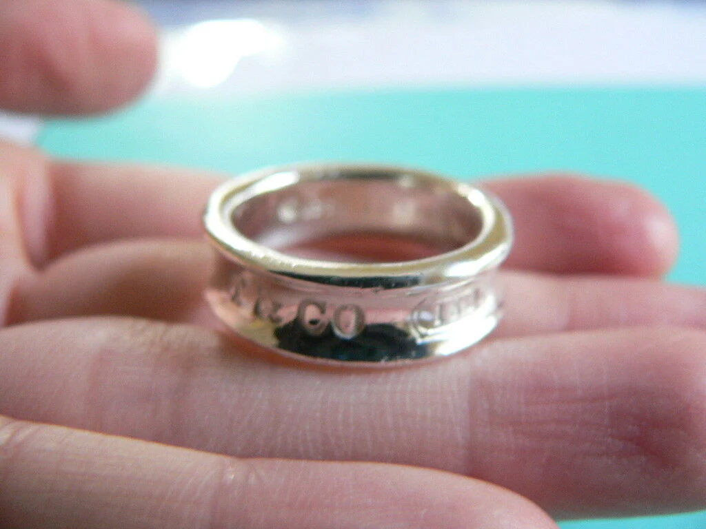 Tiffany & Co Circle Ring Silver 1837 Band Sz 5.5 Love Gift Statement Promise Art