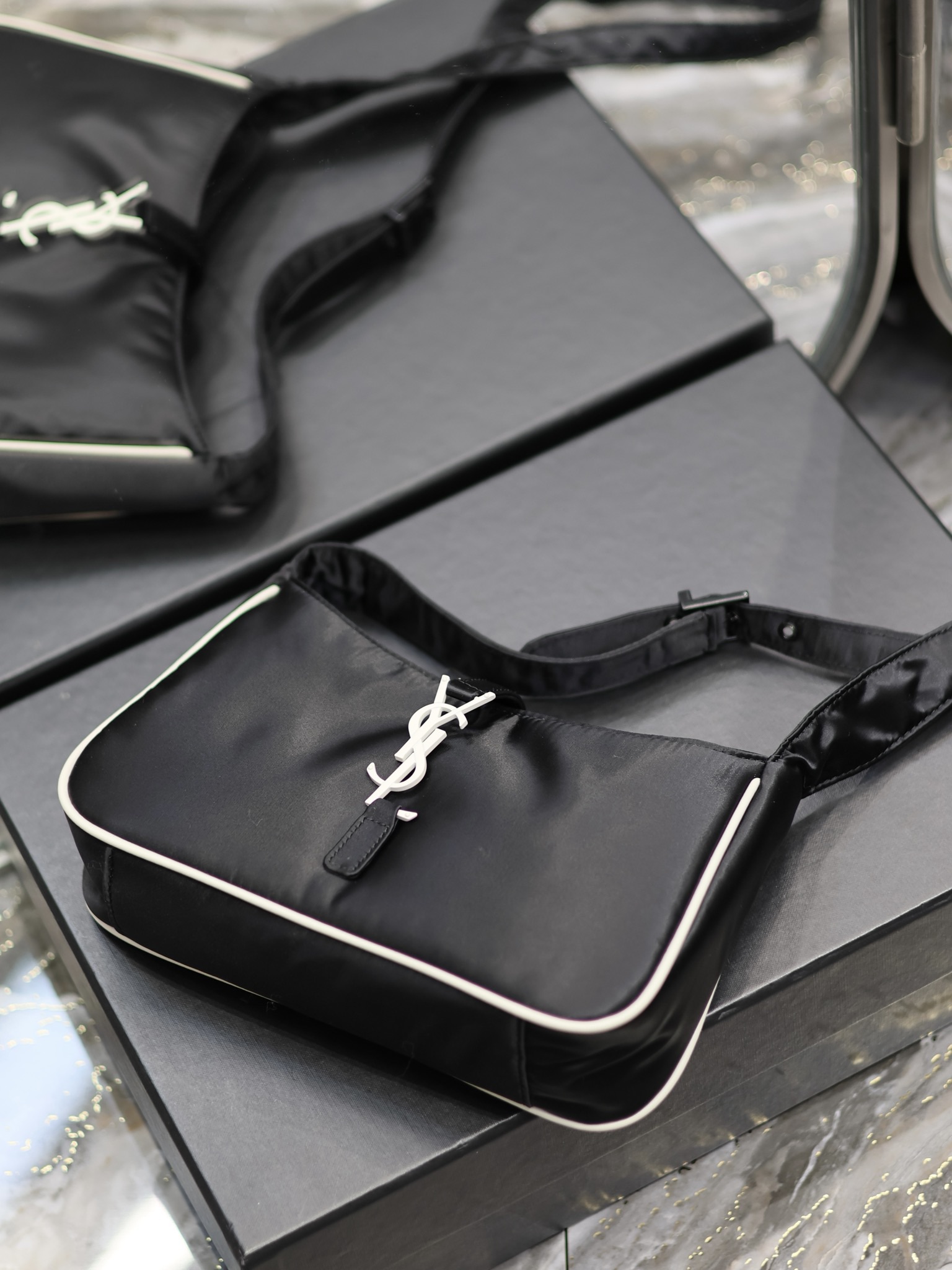 Saint Laurent 10A Handbag Shoulder Bag Top Mirror Quality Version