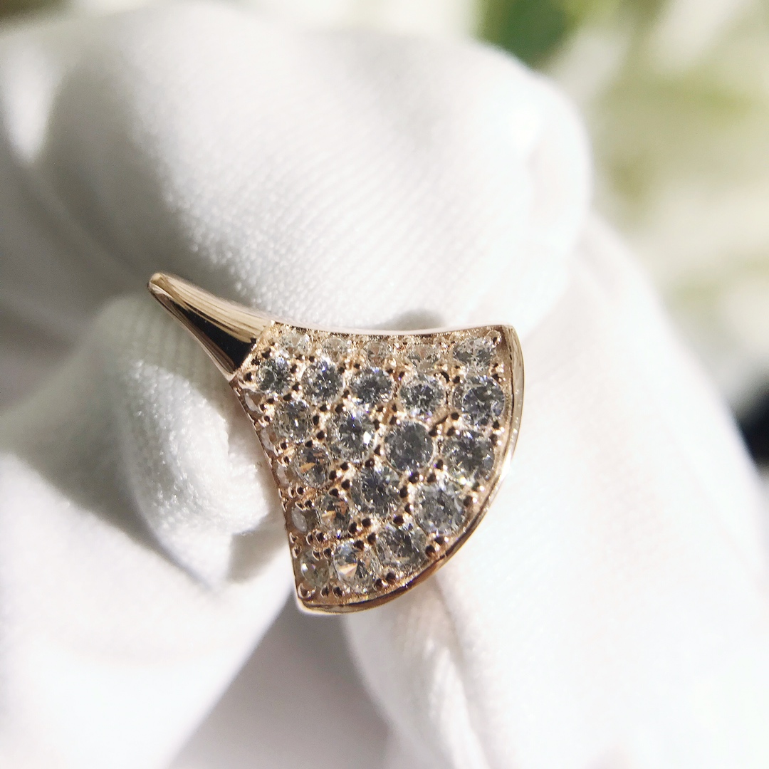 Bvlgari DIVAS' DREAM EARRINGS, White Gold & Rose Gold