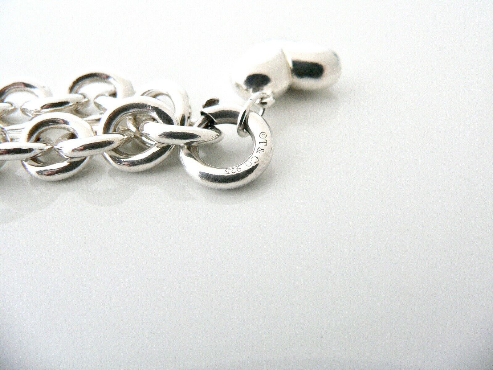 Tiffany & Co Diamonds Heart Bracelet Bangle Chain Clasp Gemstone Love Gift Pouch