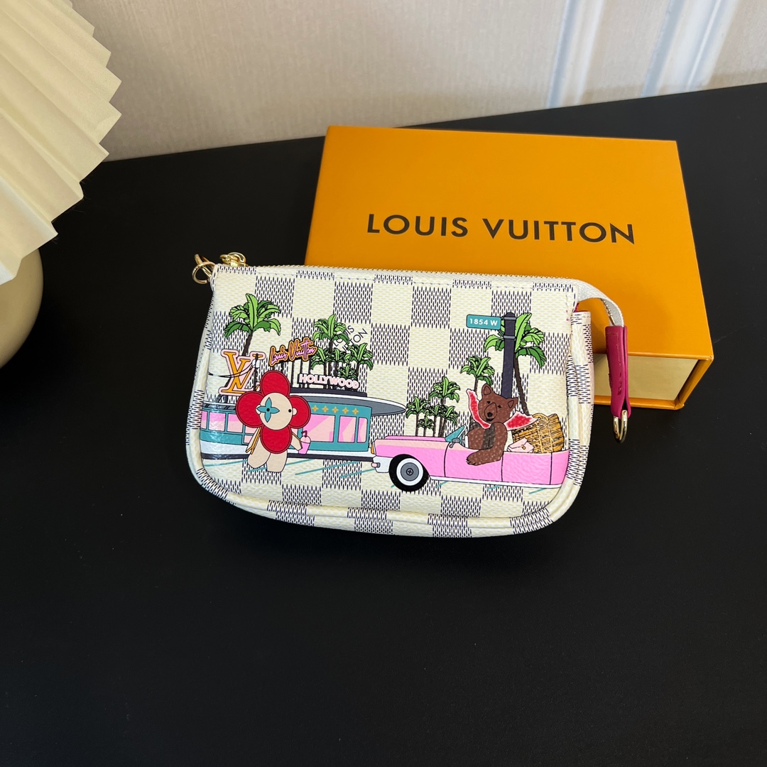 Louis Vuitton Multi Pochette Accessories Mini Bag Purse