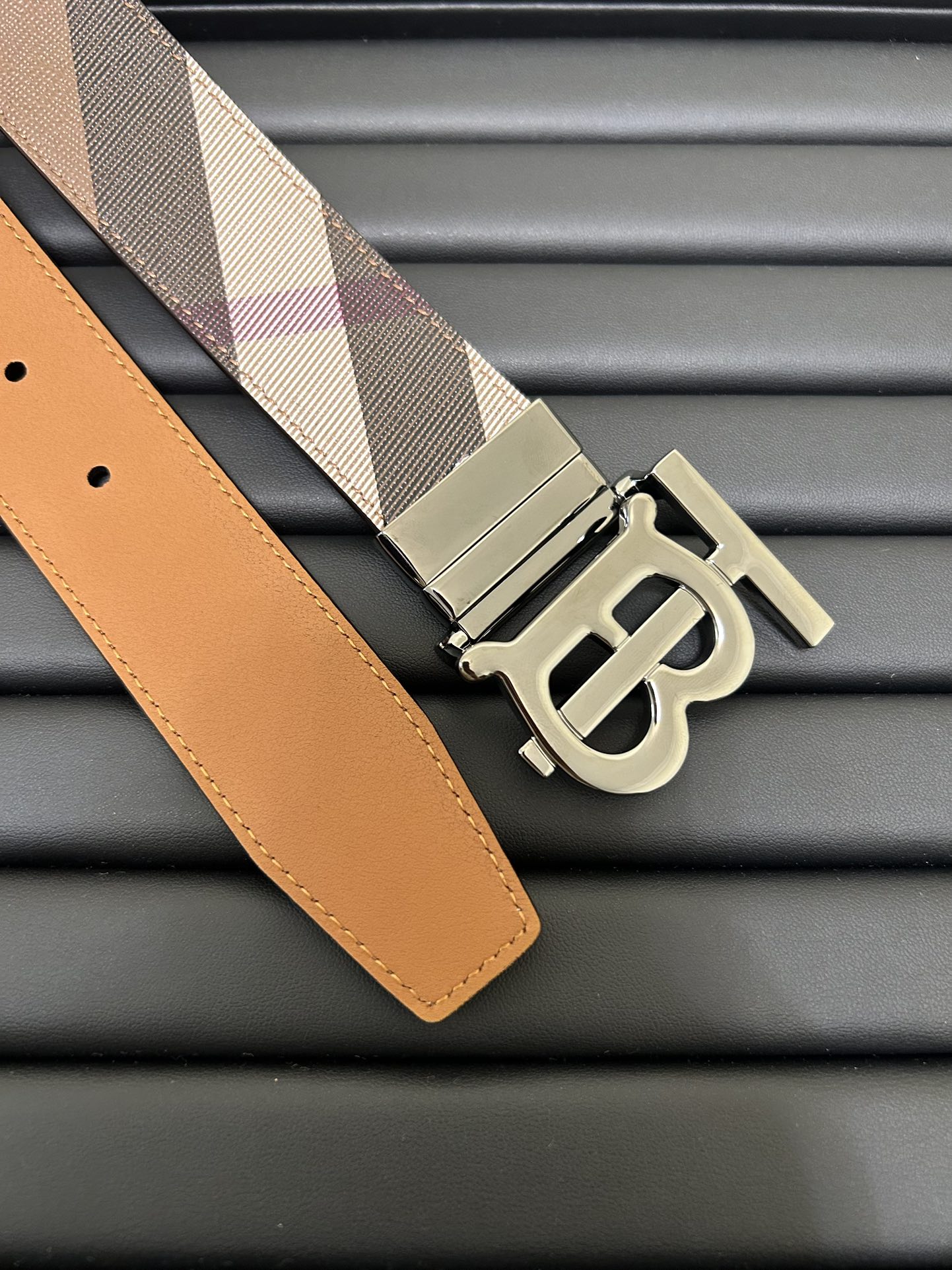 Burberry Leather Belts 1:1 Mirror Version