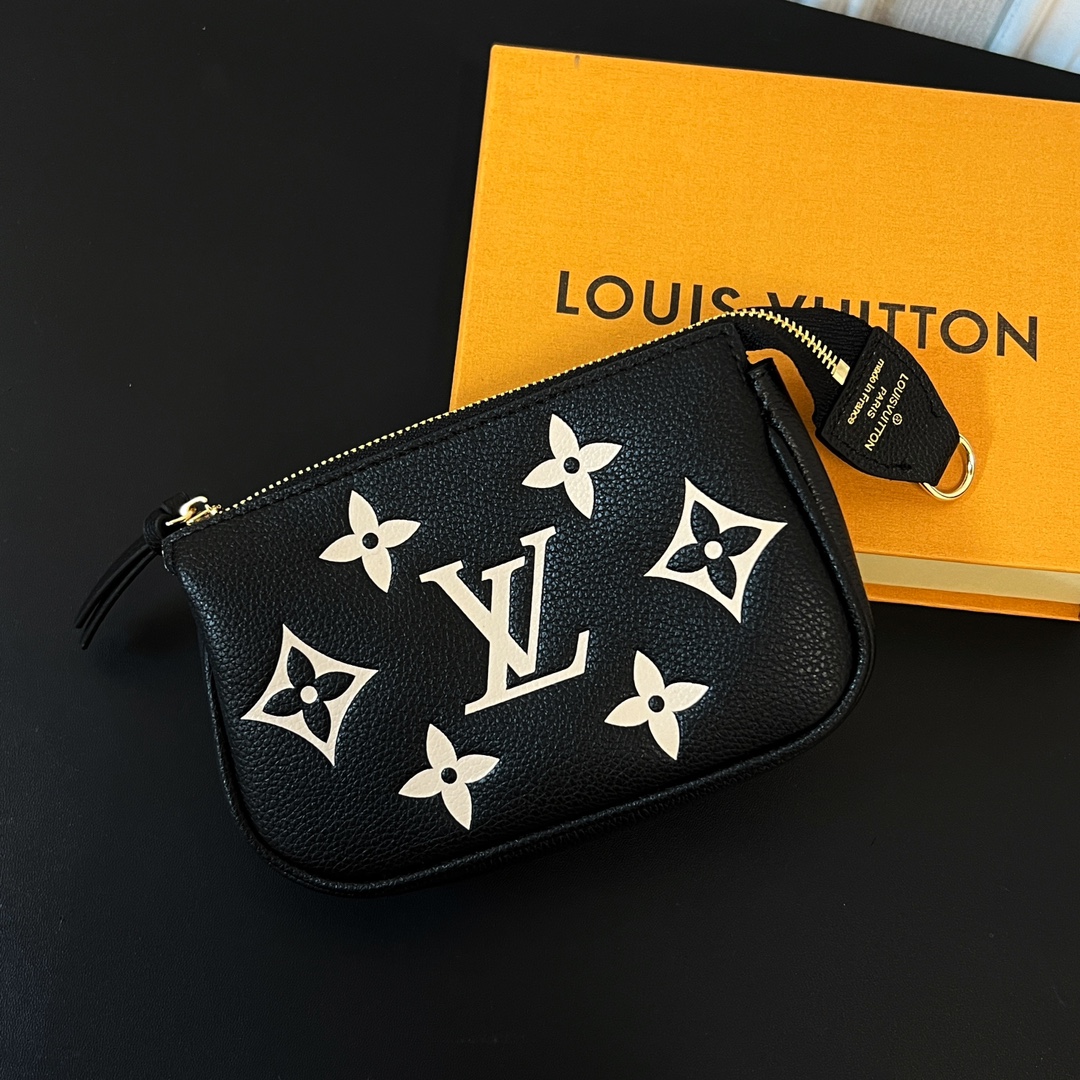 Louis Vuitton Multi Pochette Accessories Mini Bag Purse