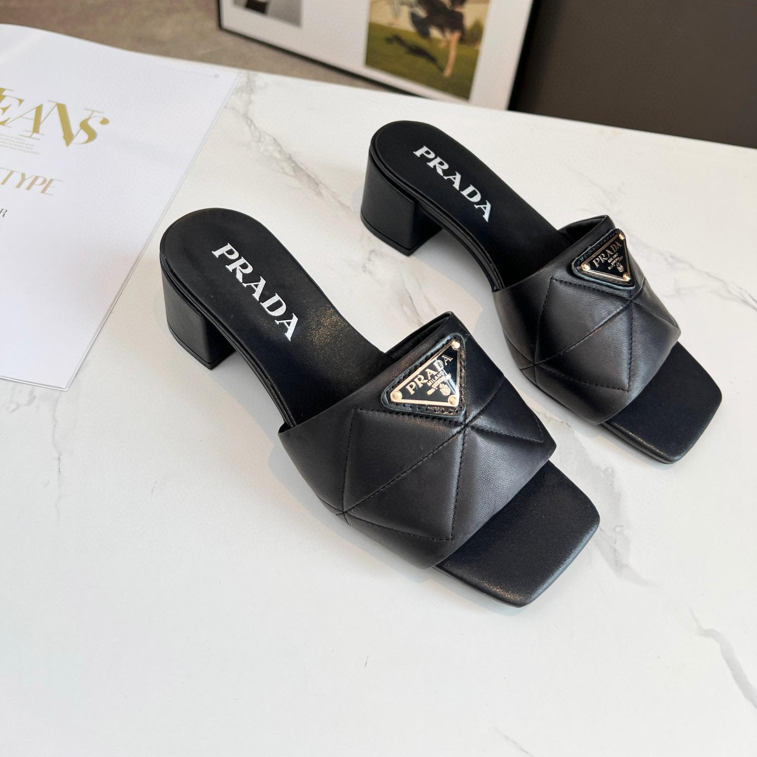 Prada  Comfort Goes With Everything 3.5CM Thick Heel Sandals Slide (Replica)
