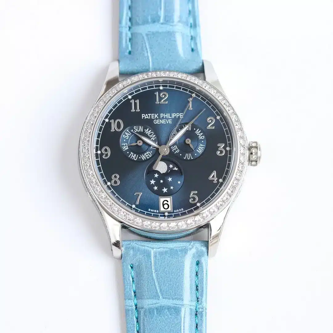 Complications 4947R ANNUAL CALENDAR, MOON PHASES.  38 mm,Steel,