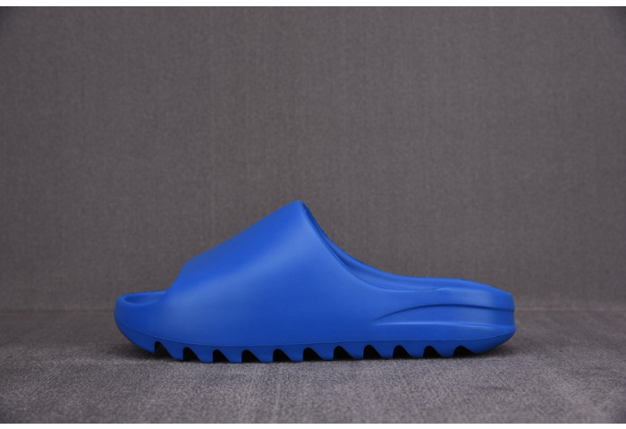 Kanye West x Yeezy Slide