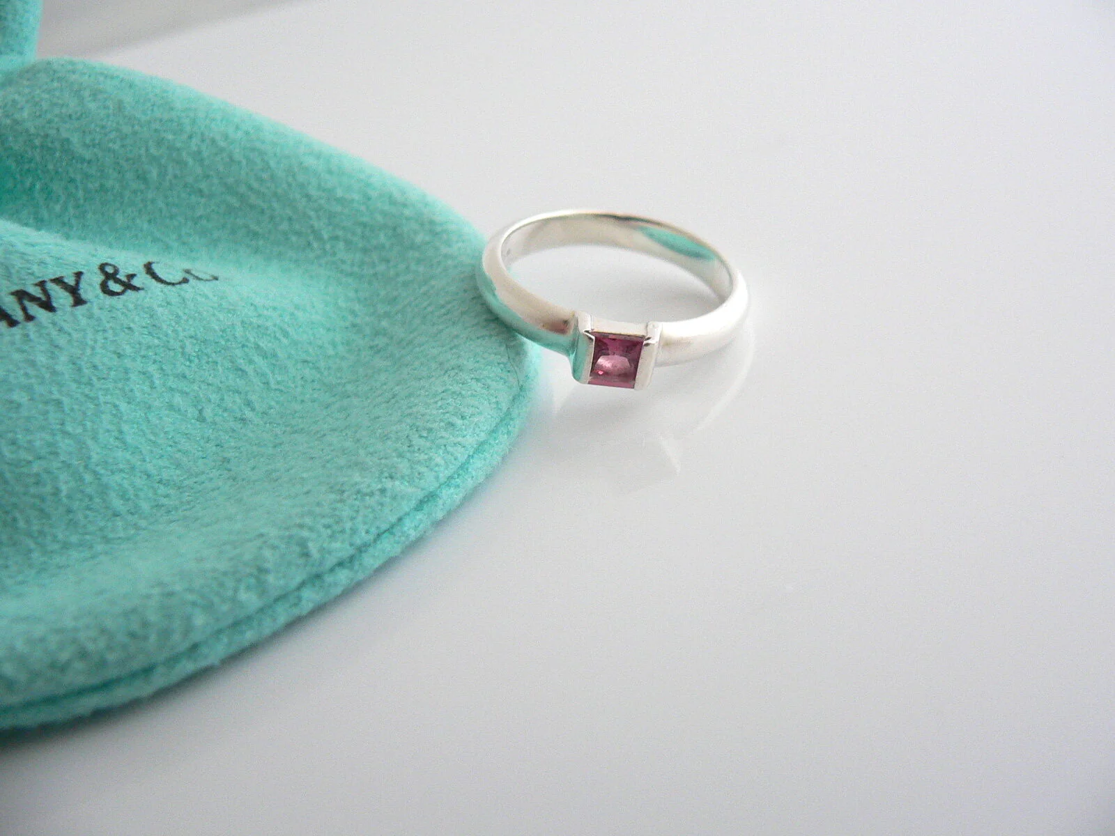 Tiffany & Co Silver Pink Tourmaline Ring Gemstone Band Sz 7.25 Gift Pouch Love