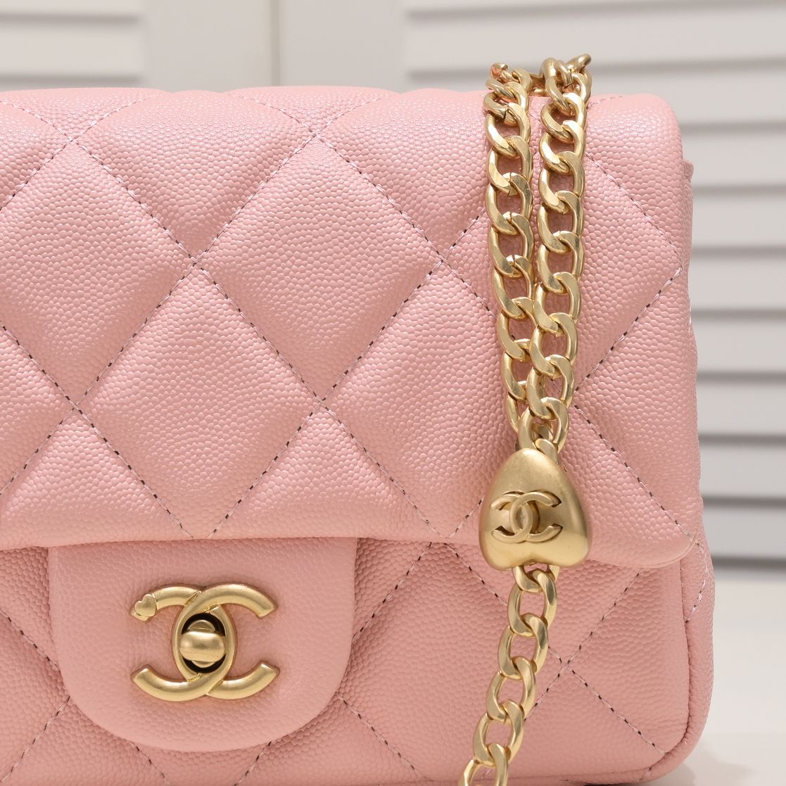 Chanel 23P Peach Hardware Shoulder Bag Handbag