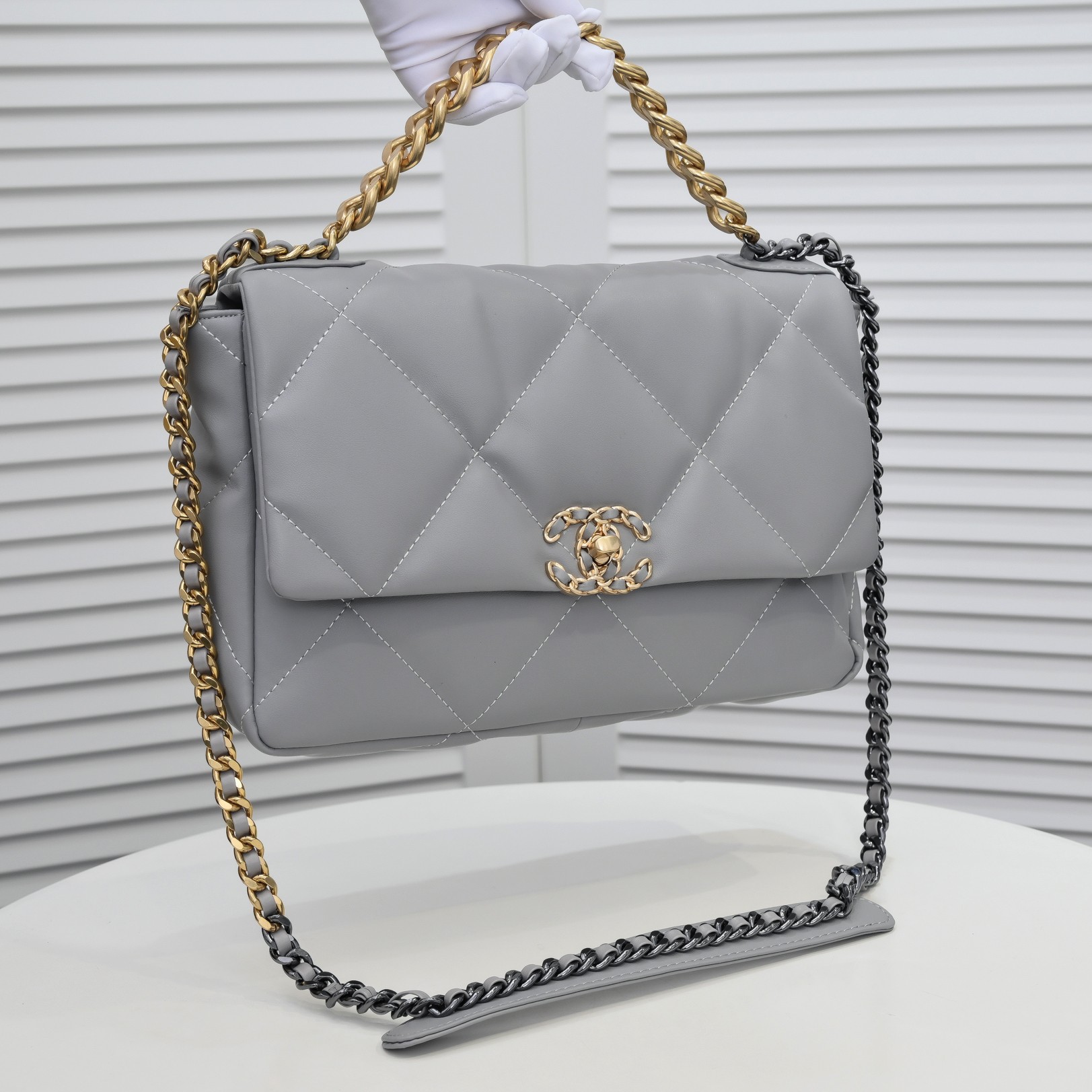 Chanel Lambskin Quilted Medium19 Flap Shoulder Bag Handbag