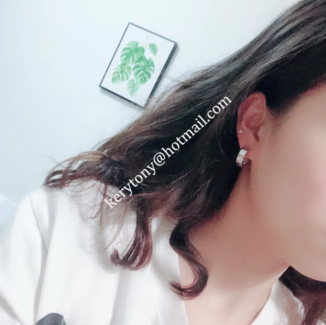 2021 New Style Cartier Love Clip Earrings Yellow Gold/Rose Gold/White Gold B8022500 Online