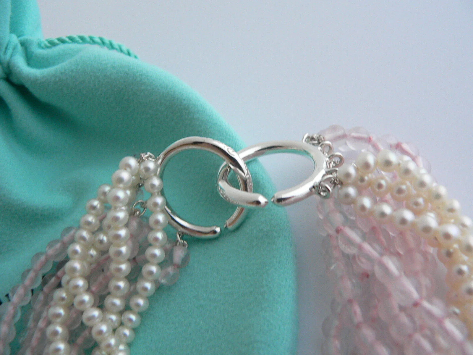 Tiffany & Co Pearl Bracelet Torsade Multi Strand Bangle Chain Love Gift Pouch