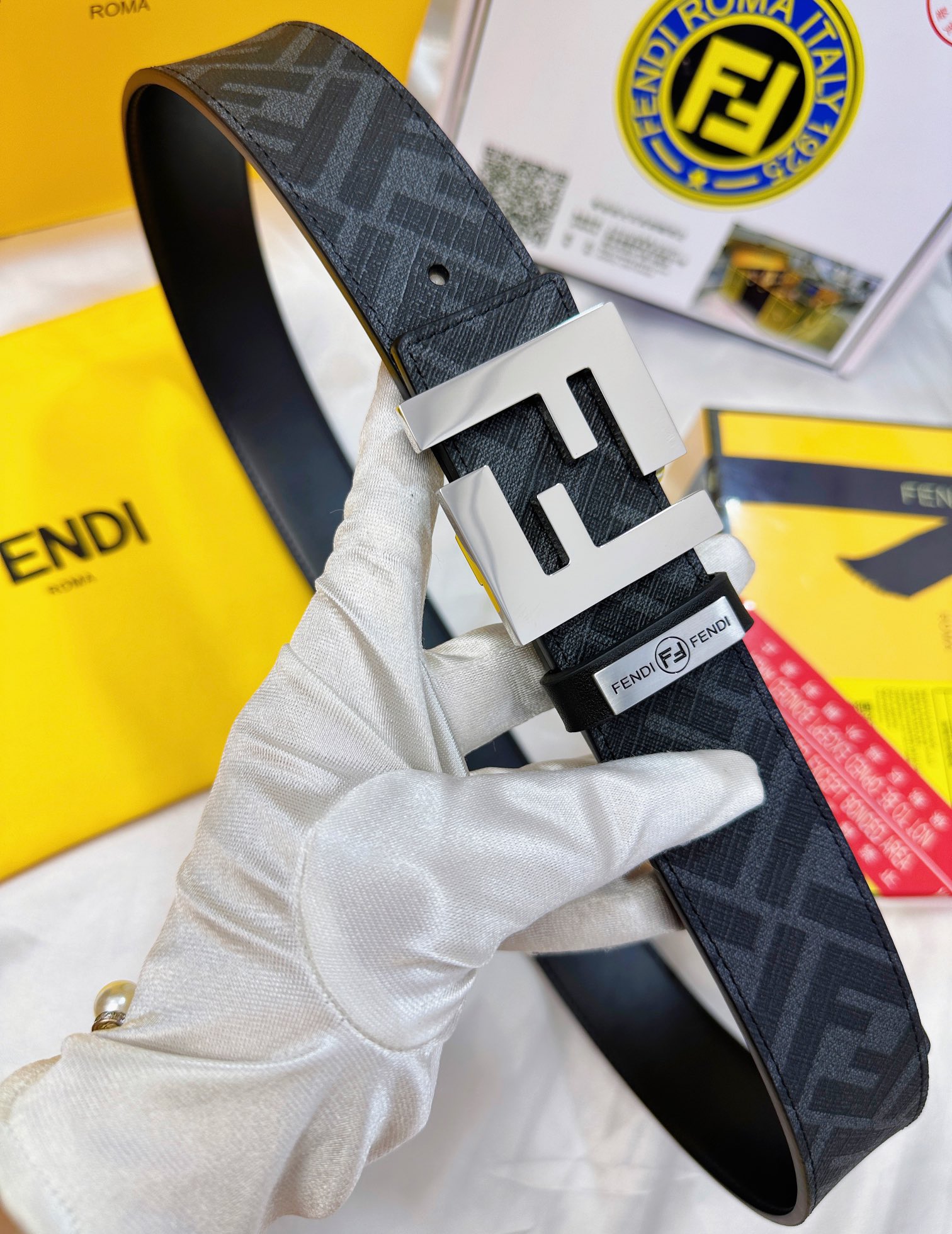 Fendi Leather Belts 1:1 Mirror Version