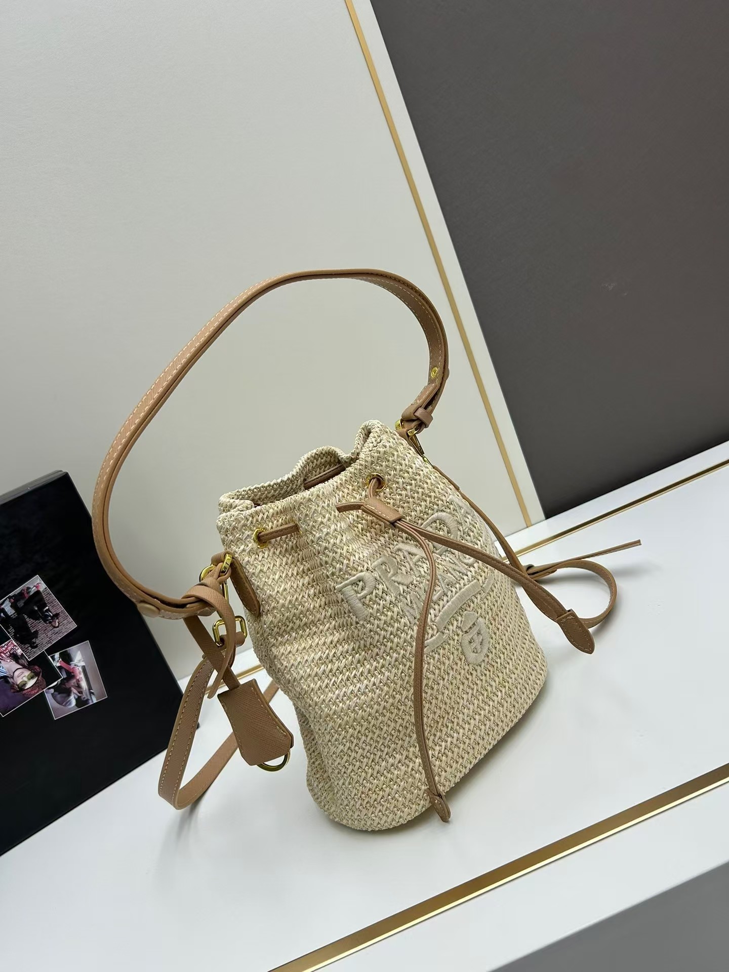 New Raffia Woven Bucket Bag（Replica）
