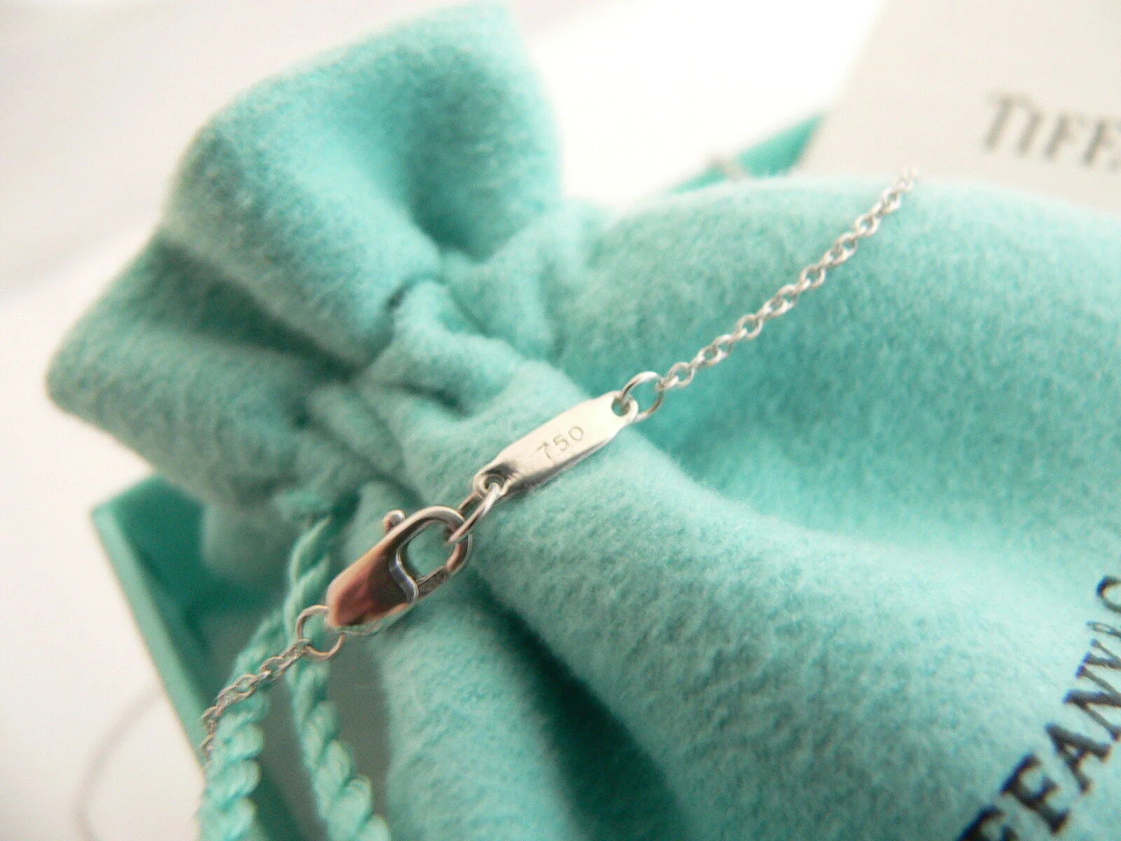 Tiffany & Co 18K Gold Necklace Diamonds Oval Link Paper Clip Dangling Pendant