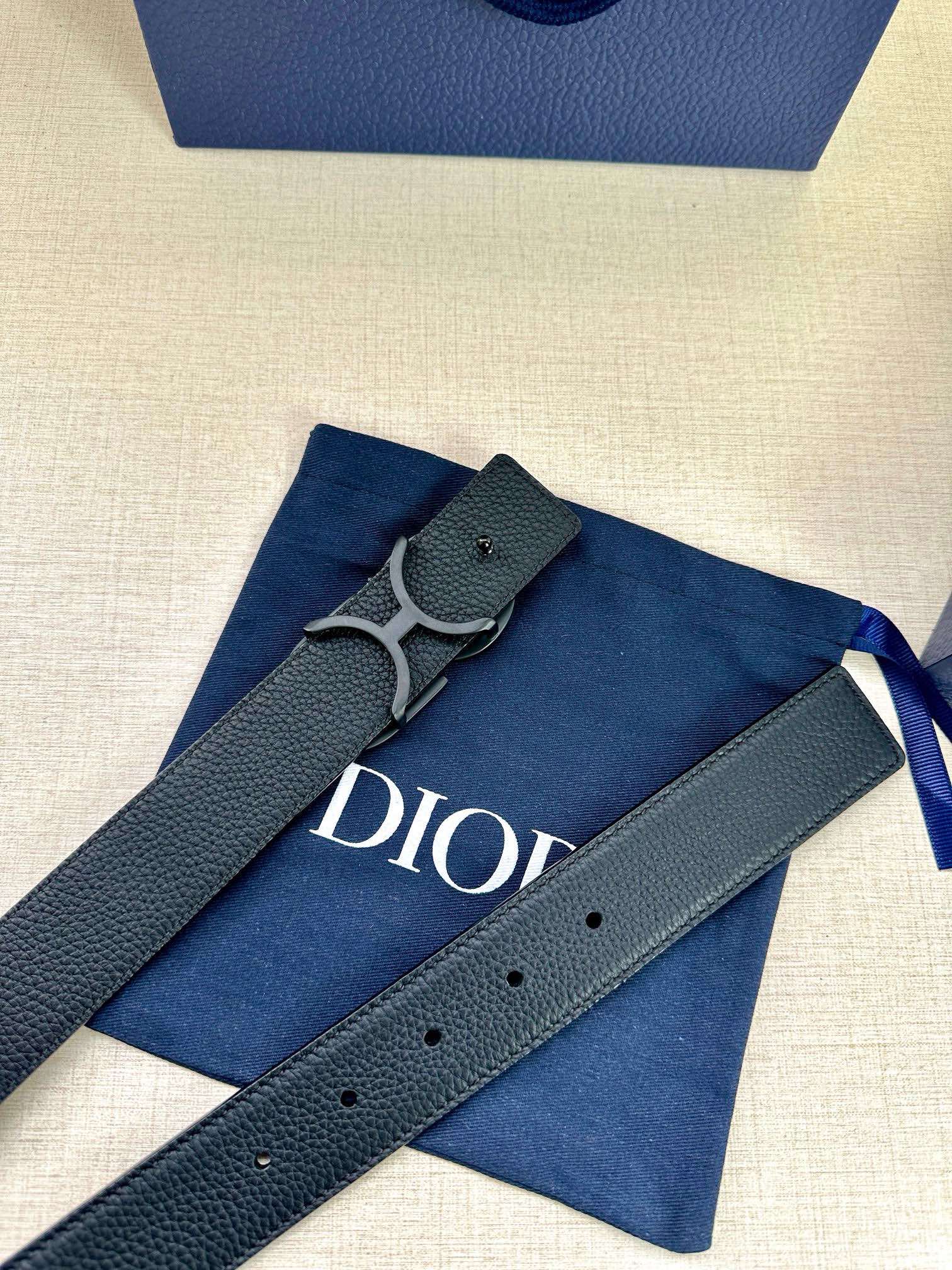 Dior Leather Belts 1:1 Mirror Version
