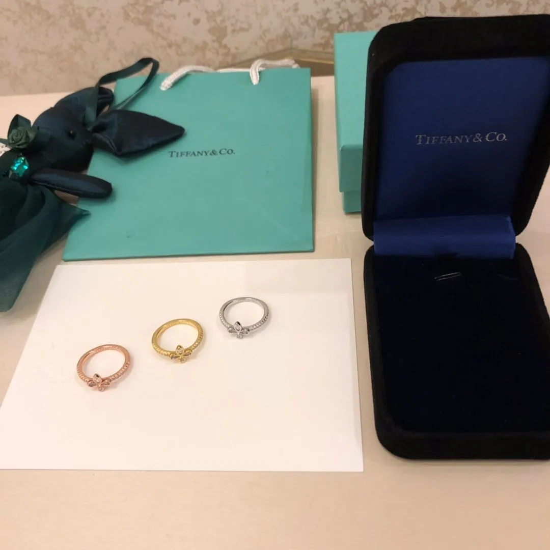 Classic Tiffany Fleur de Lis Petaloid Charm Women Diamonds Ring Silver/Yellow Gold/ Rose Gold