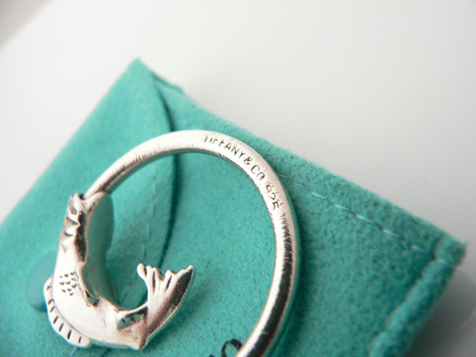 Tiffany & Co Silver Fishing Fish Hook Key Ring Key Chain Keychain Gift Pouch