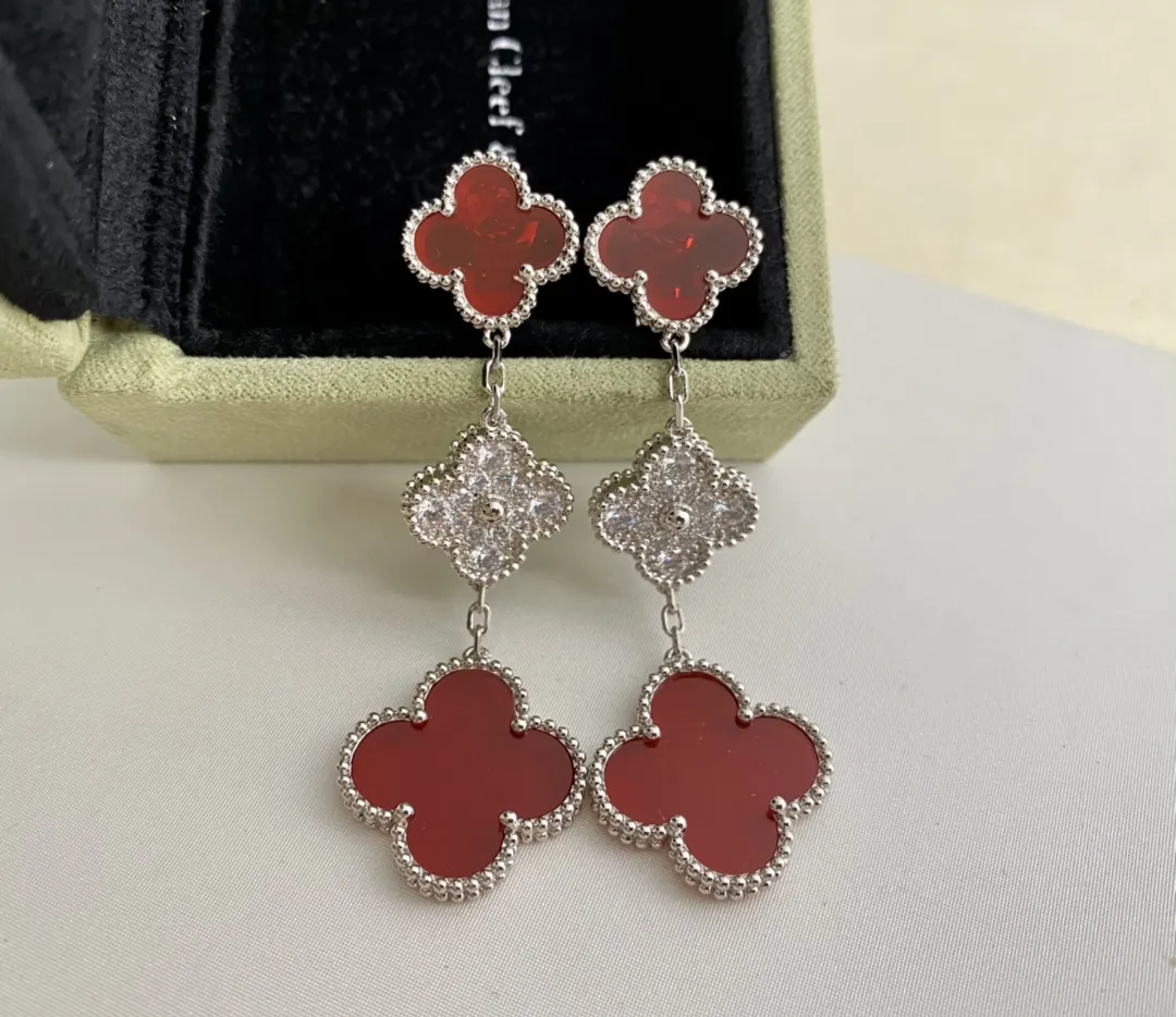 Van Cleef & Arpels Magic Alhambra Earrings 3 Motifs With Diamonds