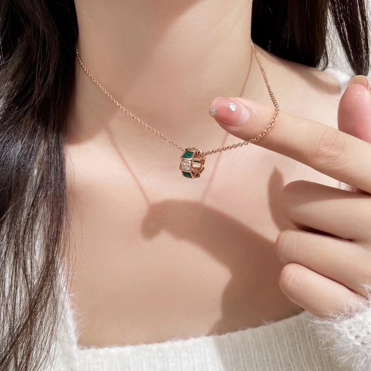 Bulgari SERPENTI VIPER NECKLACE