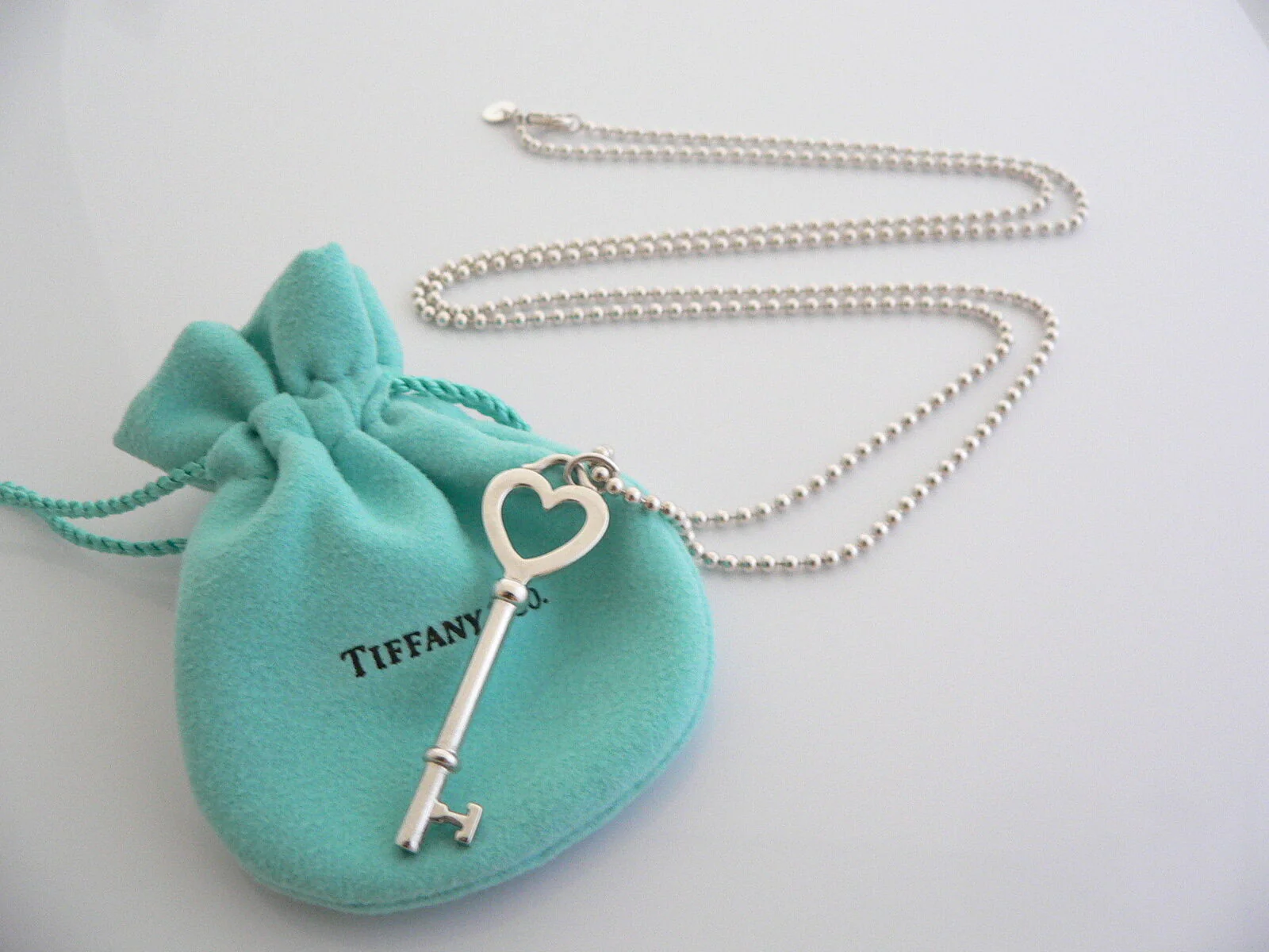 Tiffany Co Silver Large Heart Key Necklace Pendant Charm 34 in Chain Gift Pouch