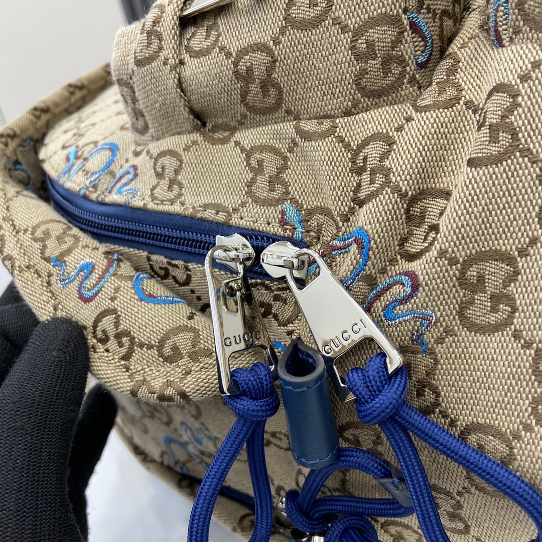 Gucci Medium Backpack -10A