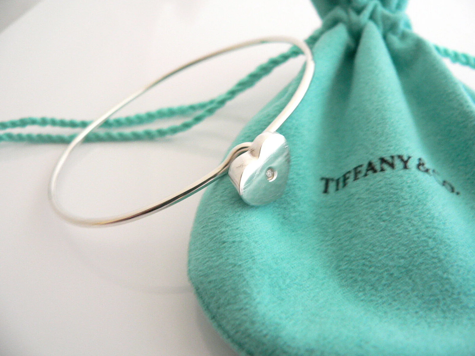Tiffany Co Diamond Bangle Silver Modern Heart Bracelet Gift Love Pouch T and Co
