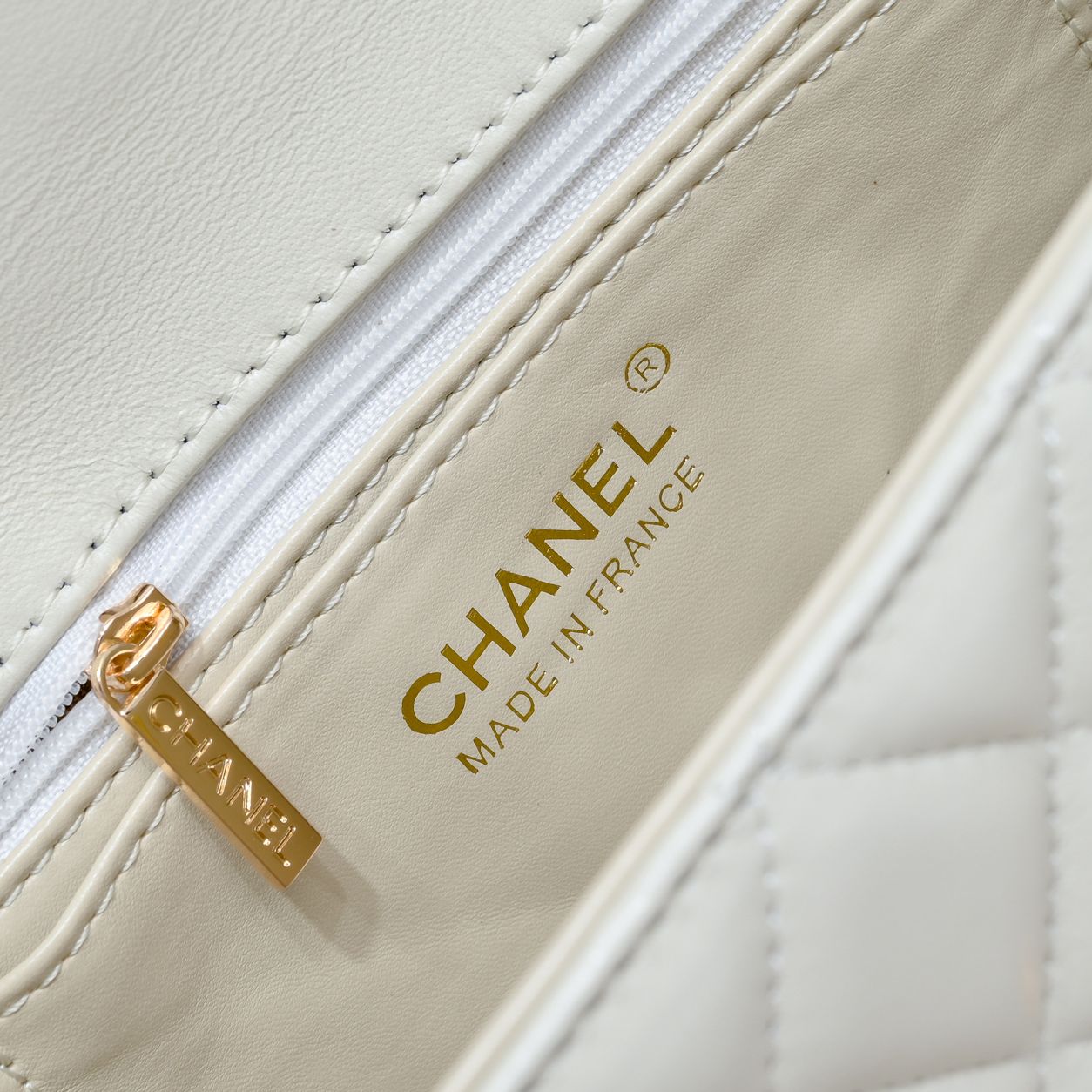 Chanel 23A Diamond Handle CF Mini Shoulder Bag Handbag