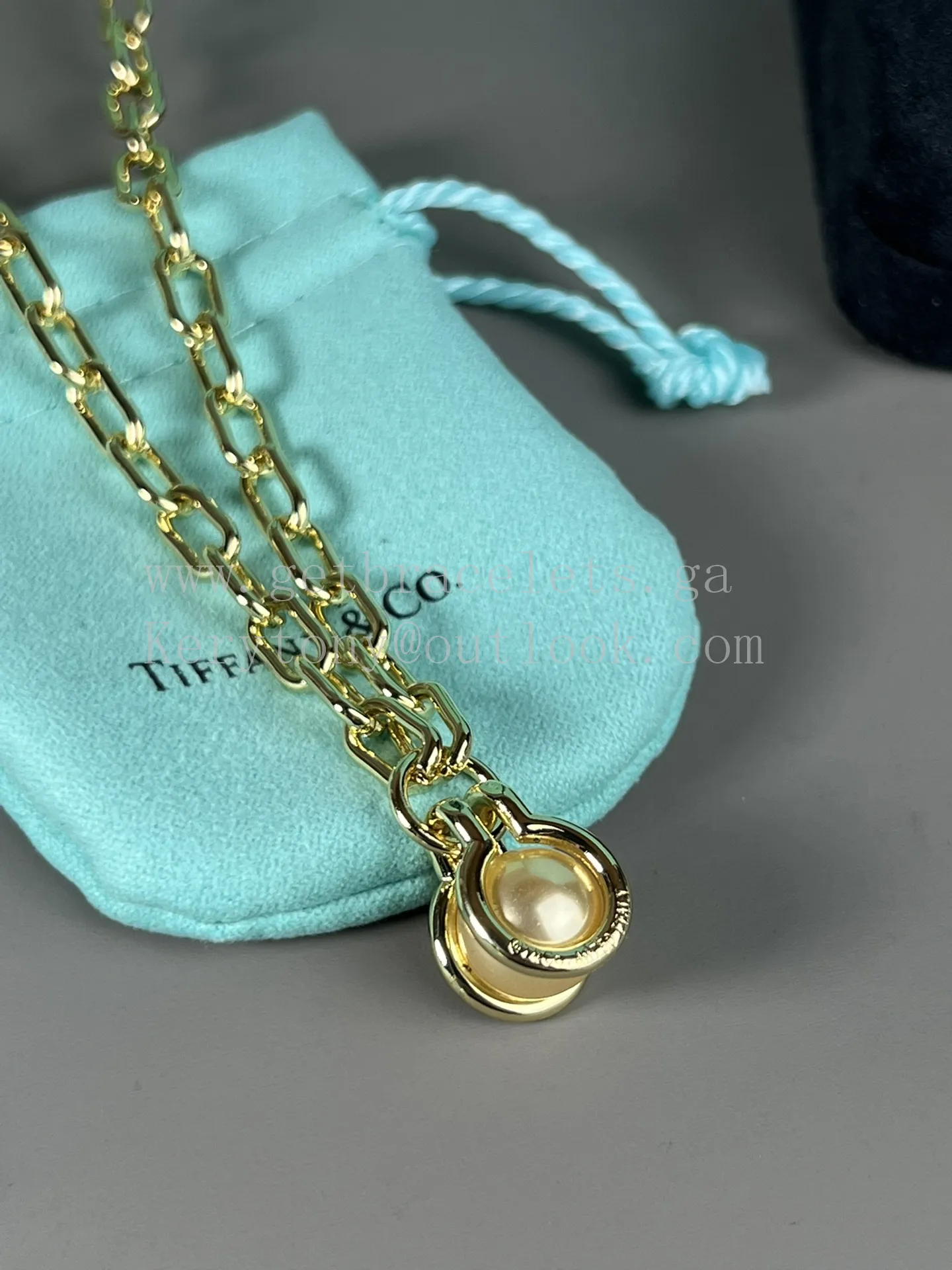 Tiffany T Pearl Link Pendant in White Gold/Yellow Gold