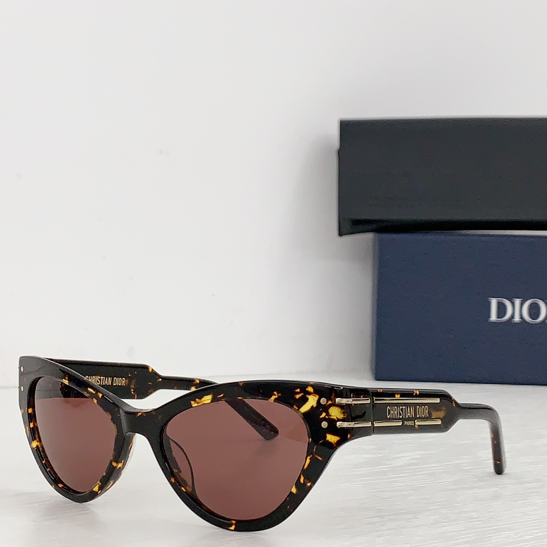 Dior Casual Fashion Sunglasses Top Quality (Replica）