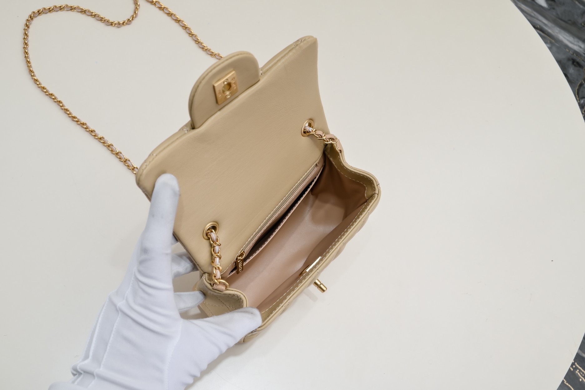 Chanel Cross Body Metal Ball Chain Shoulder Bag Handbag