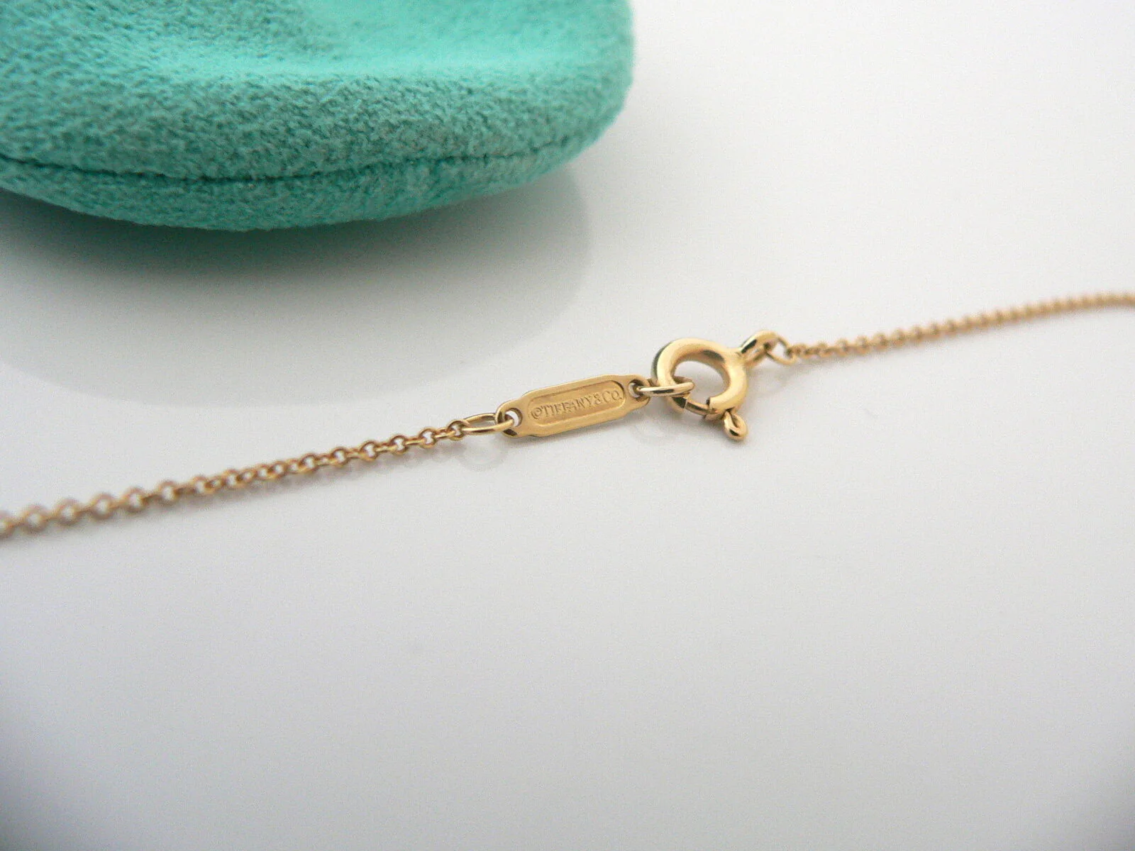 Tiffany & Co 18K Gold Carnelian Gemstone Heart Necklace Pendant Charm Chain Gift