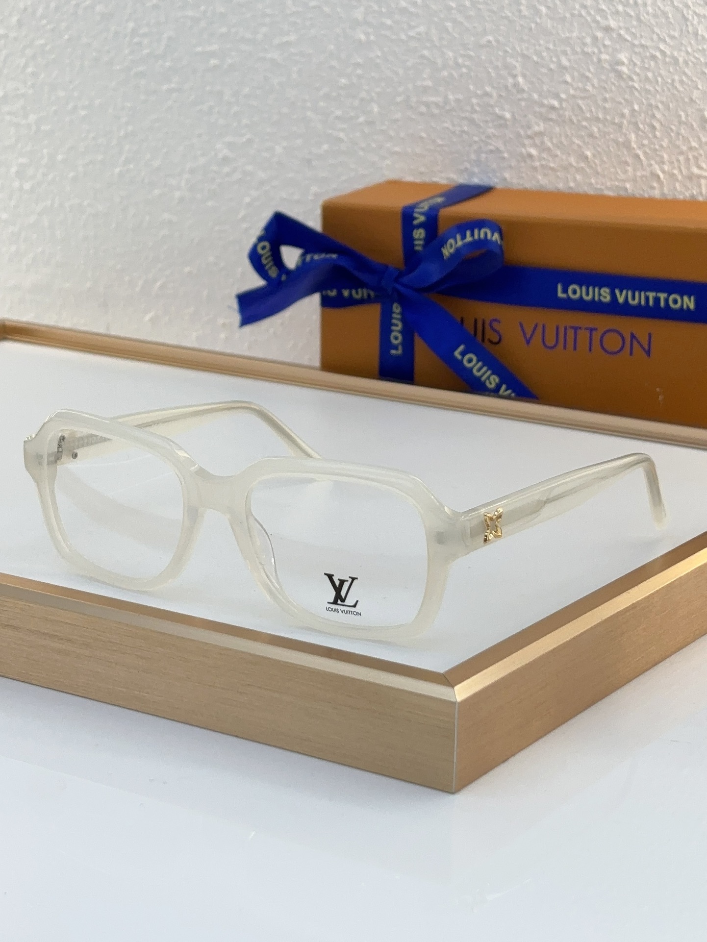 Louis Vuitton LV Sunglasses