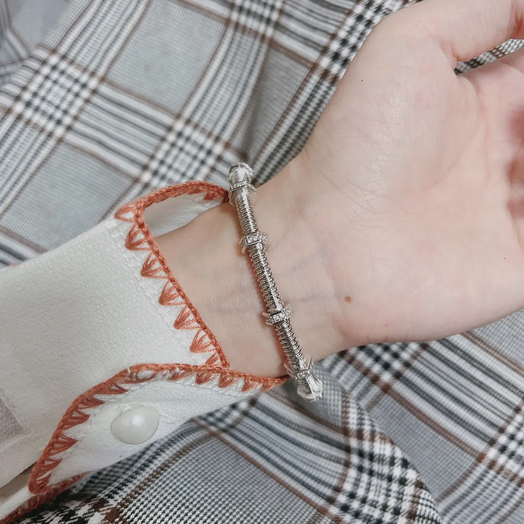 Replica Ecrou de Cartier Bracelet 18K White Gold with Diamonds