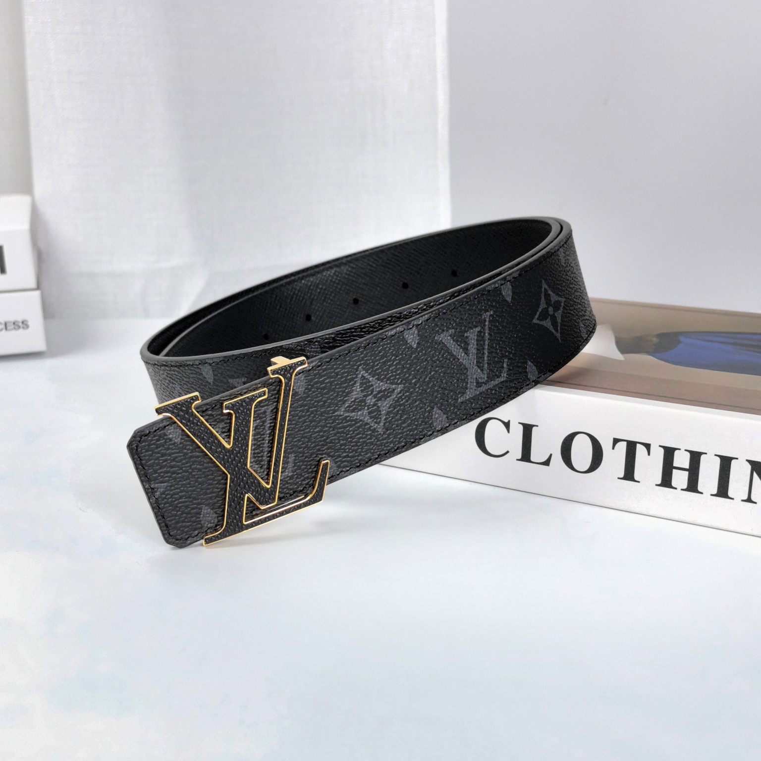 Louis Vuitton LV Leather Belts 1:1 Mirror Version