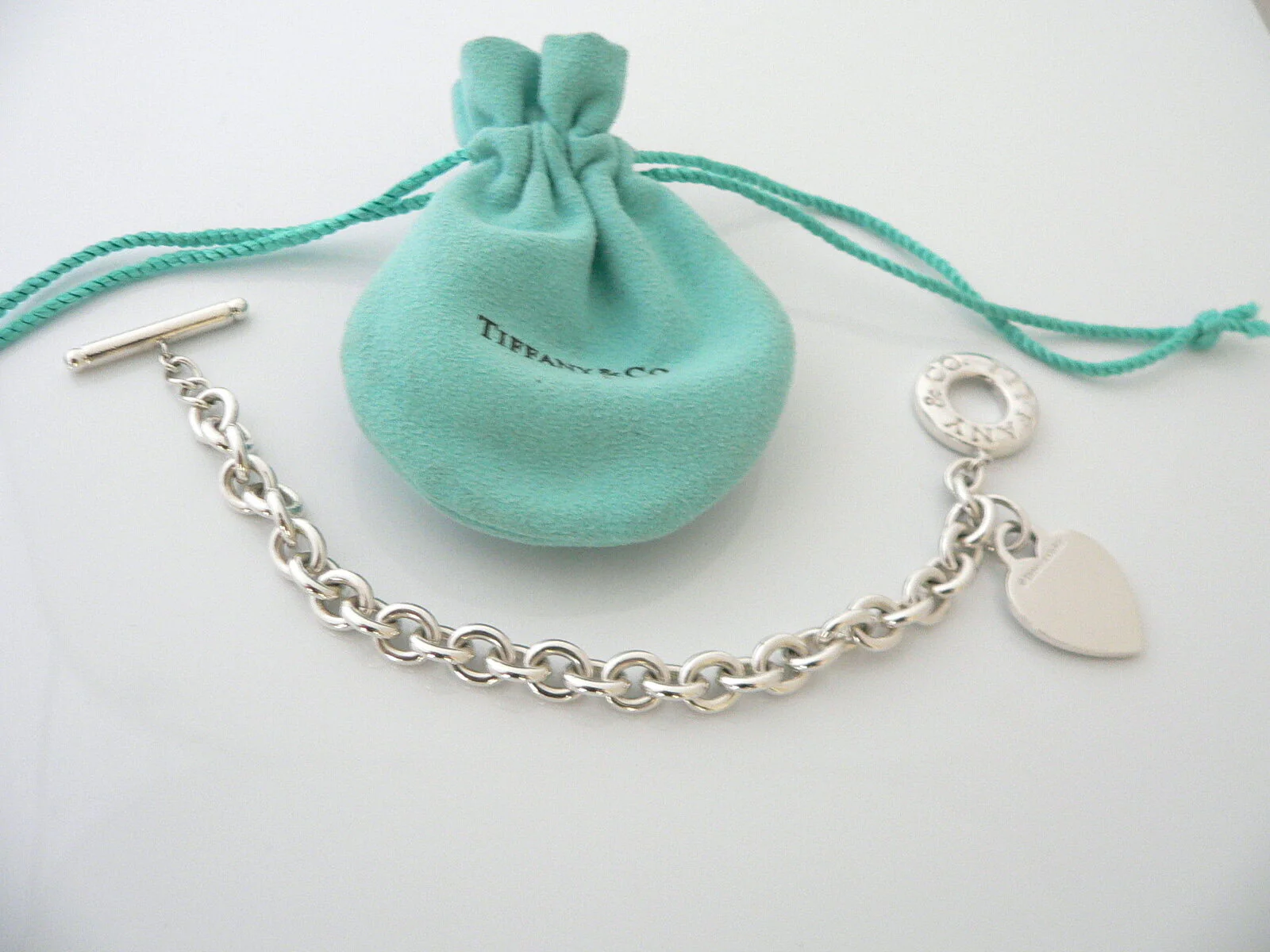 Tiffany & Co Silver Heart Toggle Charm Bracelet Bangle Chain Gift Love Statement