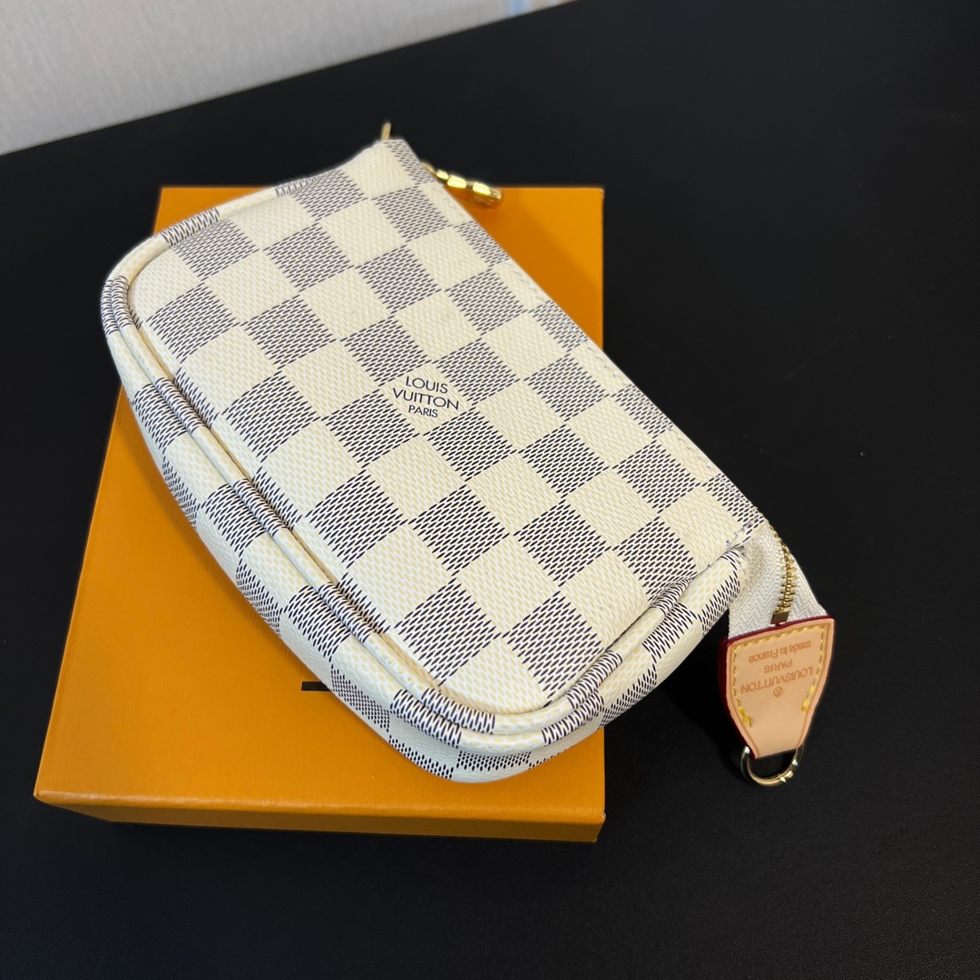 Louis Vuitton Multi Pochette Accessories Mini Bag Purse
