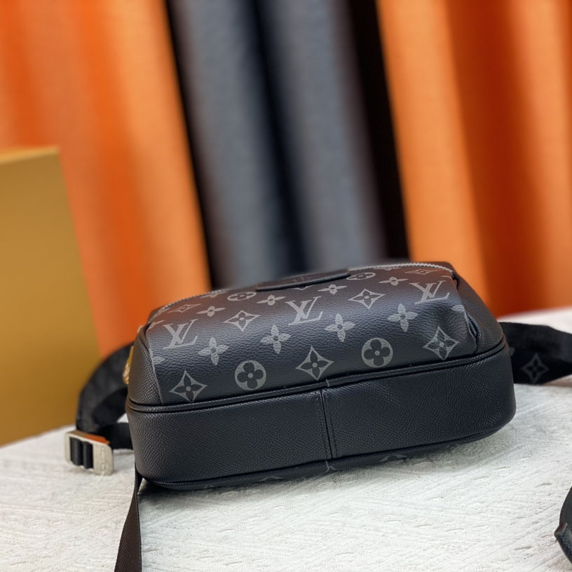 Louis Vuitton LV Outdoor Messenger Bag(Replica)