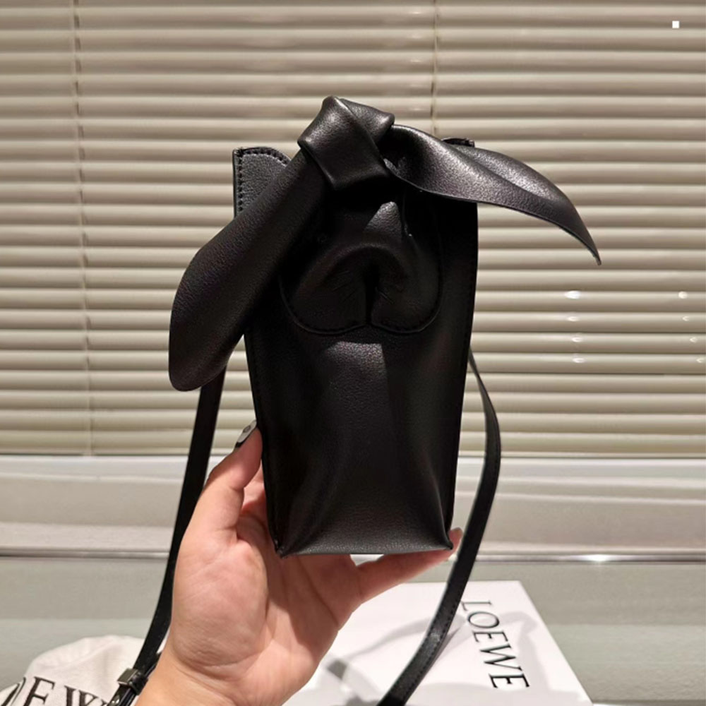 Loewe Rabbit Shaped Shoulder Bag (Replica)
