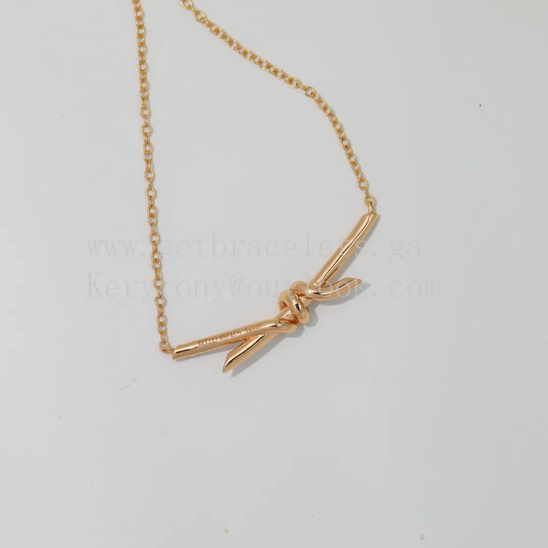 Tiffany Knot Pendant in Yellow Gold/Rose Gold/White Gold With Diamonds