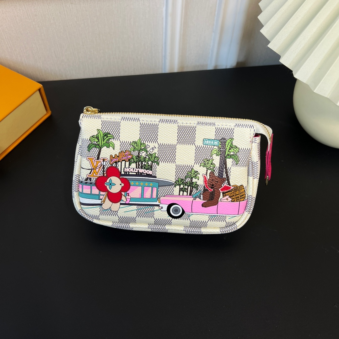 Louis Vuitton Multi Pochette Accessories Mini Bag Purse