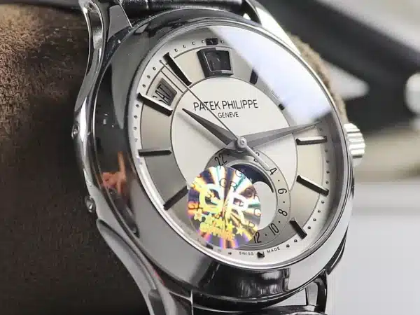 Complications 5205G ANNUAL CALENDAR, MOON PHASES.  40 mm,Steel