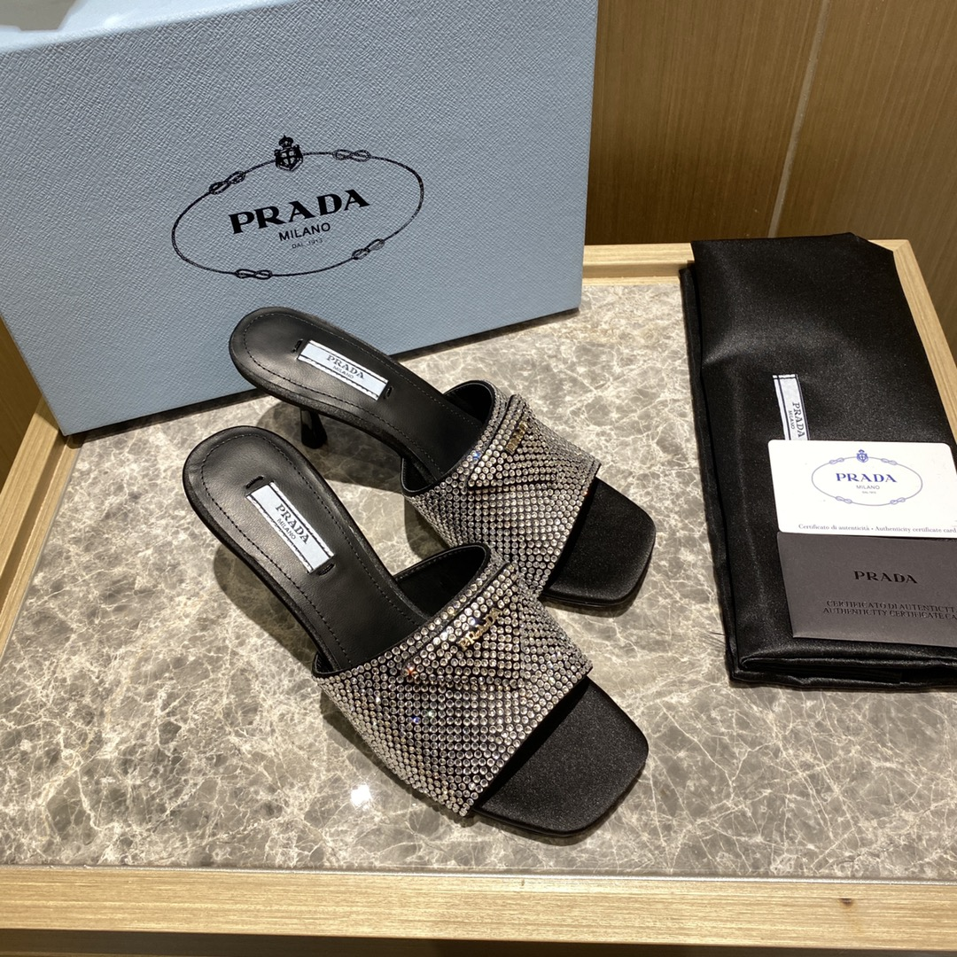 Prada  Crystal Silk  Slipsole Fashion Flip-flops  Sandals Slide (Replica)
