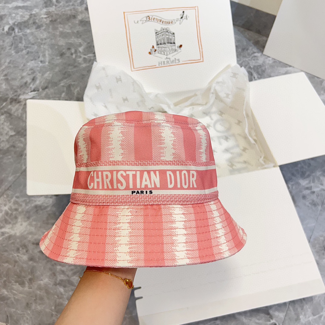 Dior Hats(Replica)